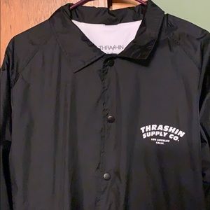 Thrashing supply jacket